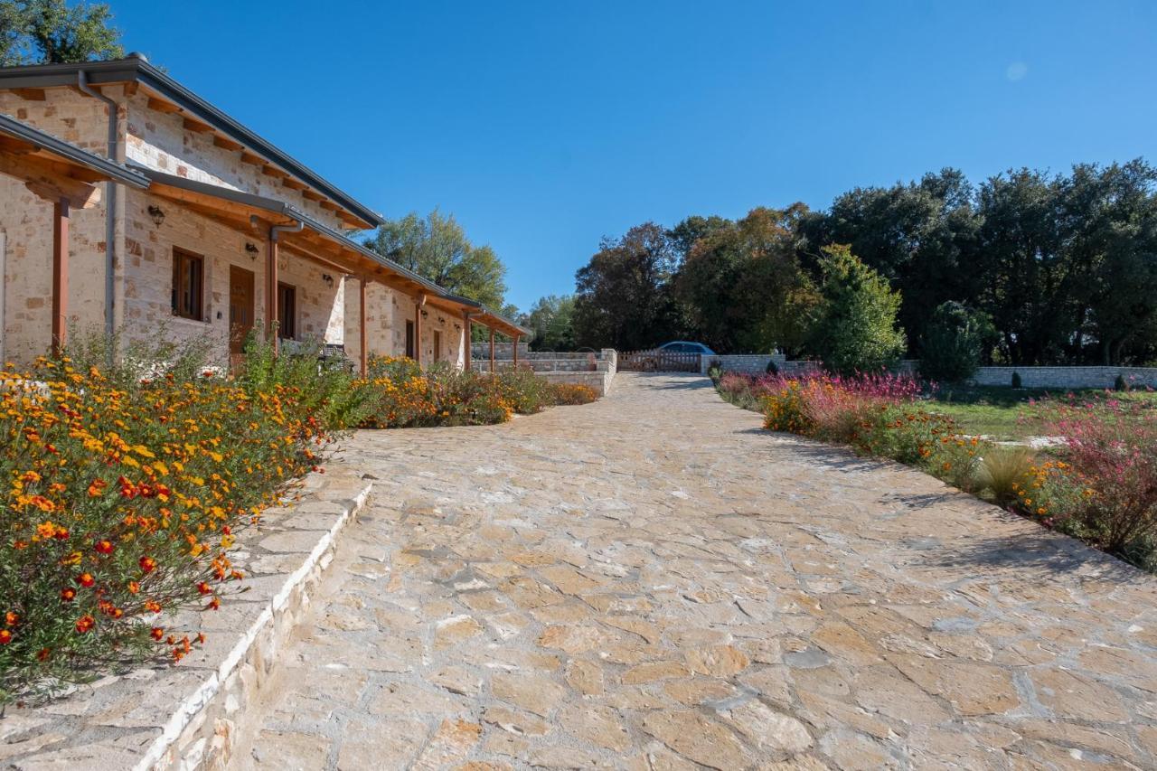 Ferienwohnung Okakosolykos Kostitsi Exterior foto