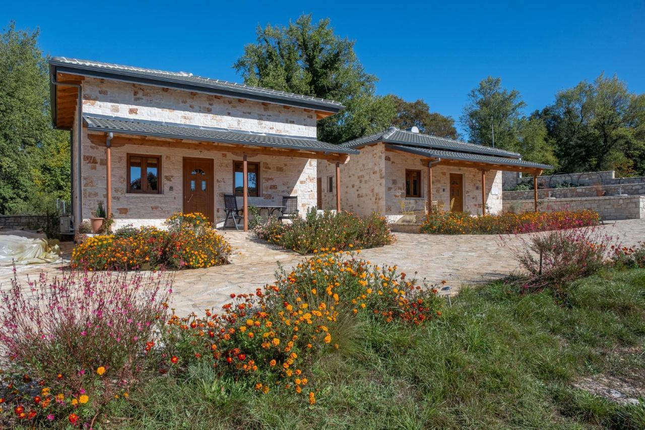 Ferienwohnung Okakosolykos Kostitsi Exterior foto